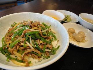 チンジャオルース―丼.jpg